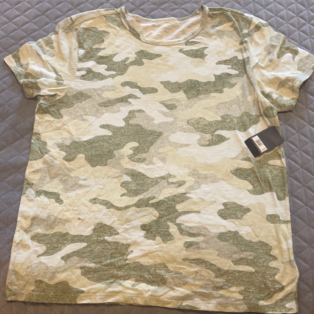 BNWT Lucky Brand Camo T-shirt